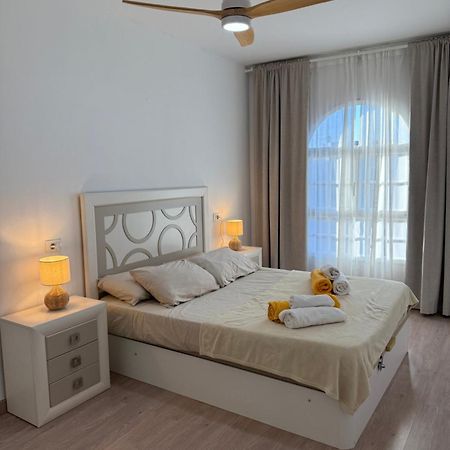 Seaside Paradise - 2 Bedroom Apartment With Ocean Views & Air Conditioning In Playa San Juan Bagian luar foto