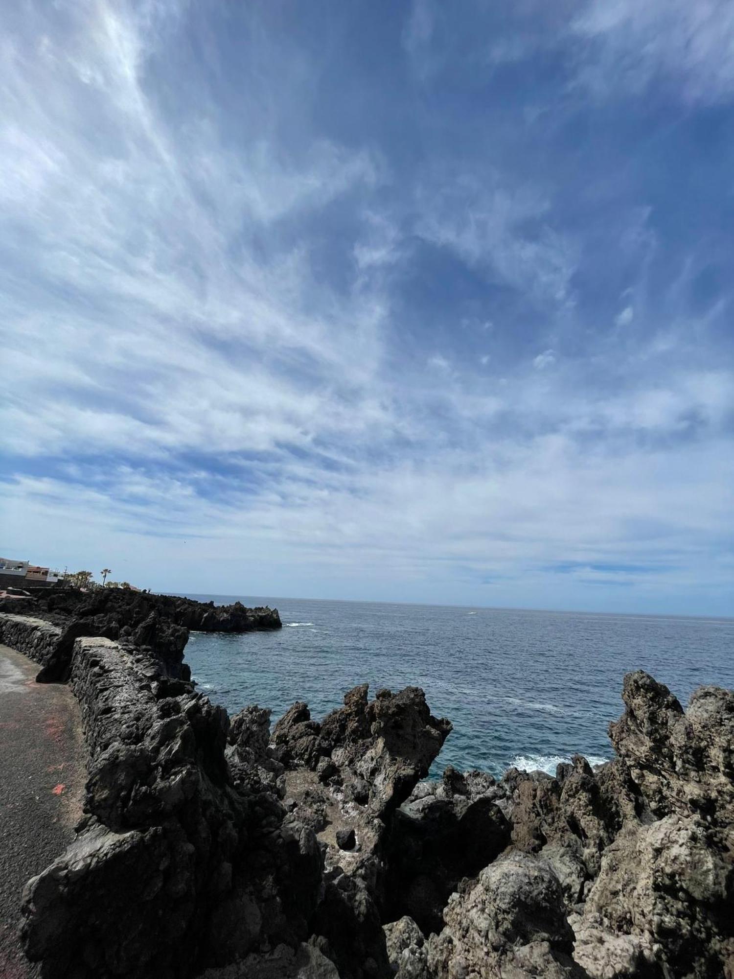Seaside Paradise - 2 Bedroom Apartment With Ocean Views & Air Conditioning In Playa San Juan Bagian luar foto