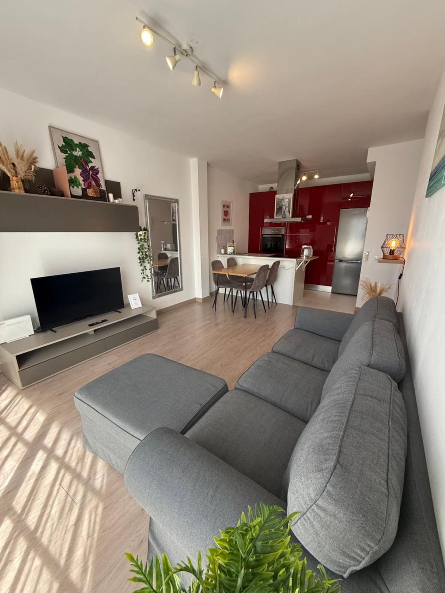 Seaside Paradise - 2 Bedroom Apartment With Ocean Views & Air Conditioning In Playa San Juan Bagian luar foto